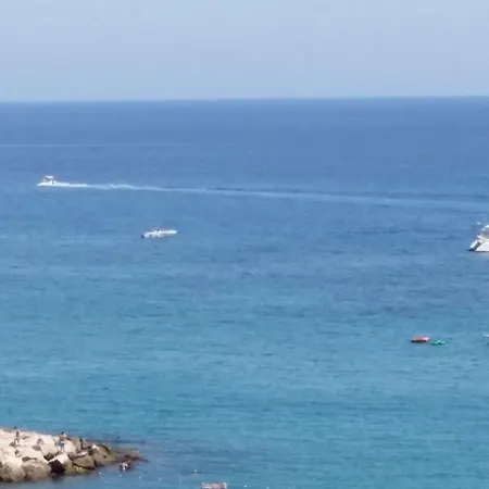 Immobile Alla Plage Apartment *